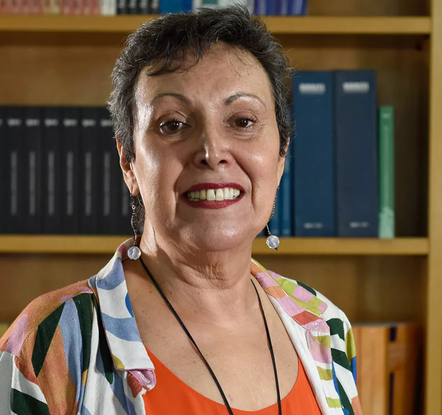 <strong>Monika Novotný</strong>